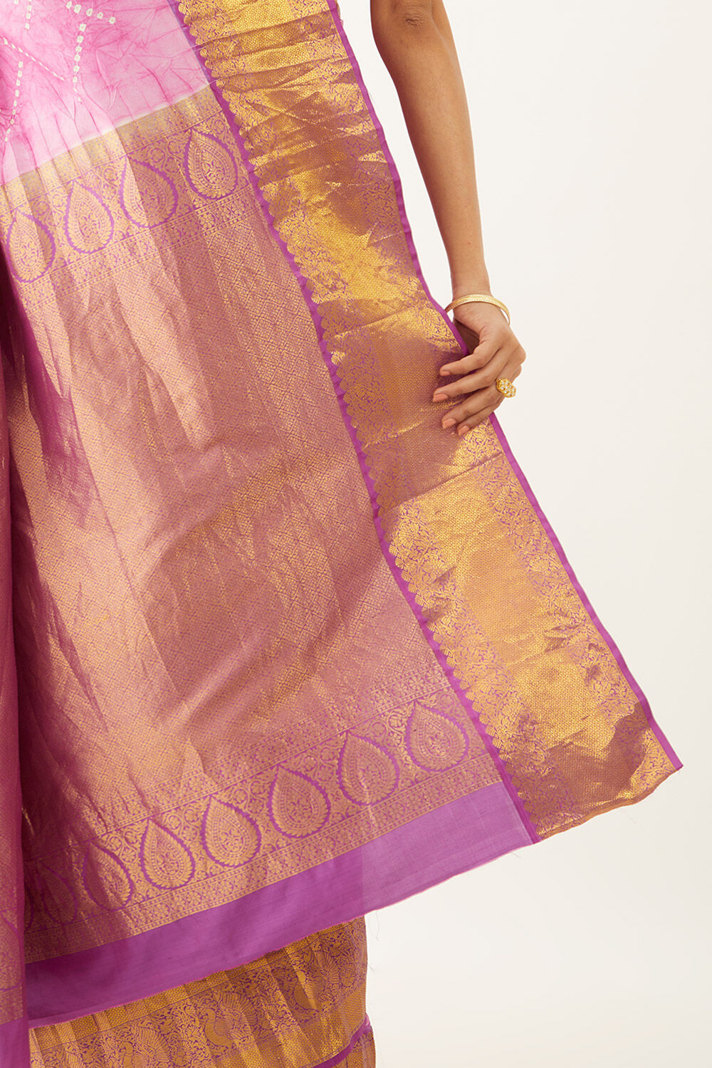 This Wedding Season, be the star guest and turn every head in our Purple  Bandhani Saree. Shop In-store | Shop Online #thandaeye… | Instagram