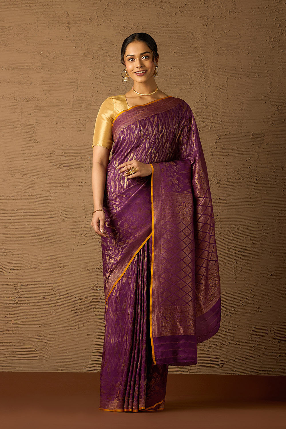 Buy Pink Sarees for Women by INsthah Online | Ajio.com