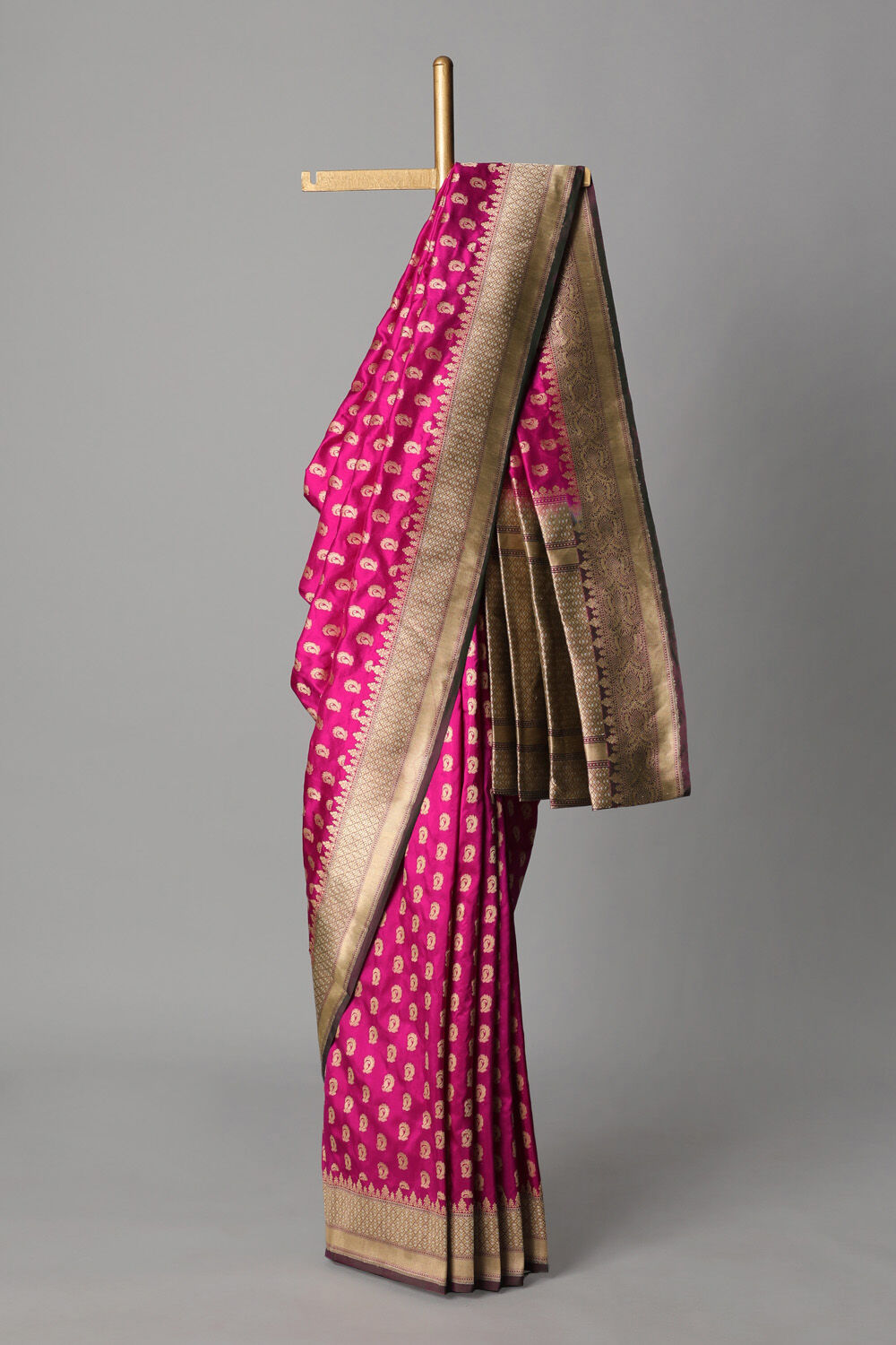 Taneira Presents 'Heritage' - an Exclusive Range of Wedding and Bridal  Sarees - Motiverge Travel