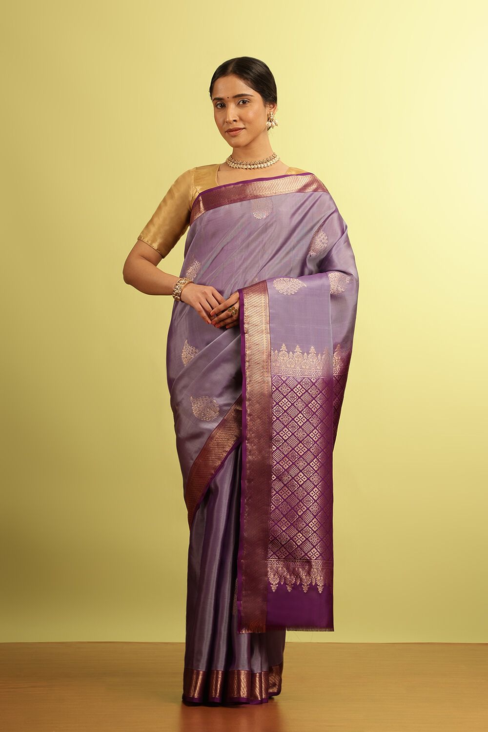 Saree Collection Under 10000-15000 – WeaversIndia
