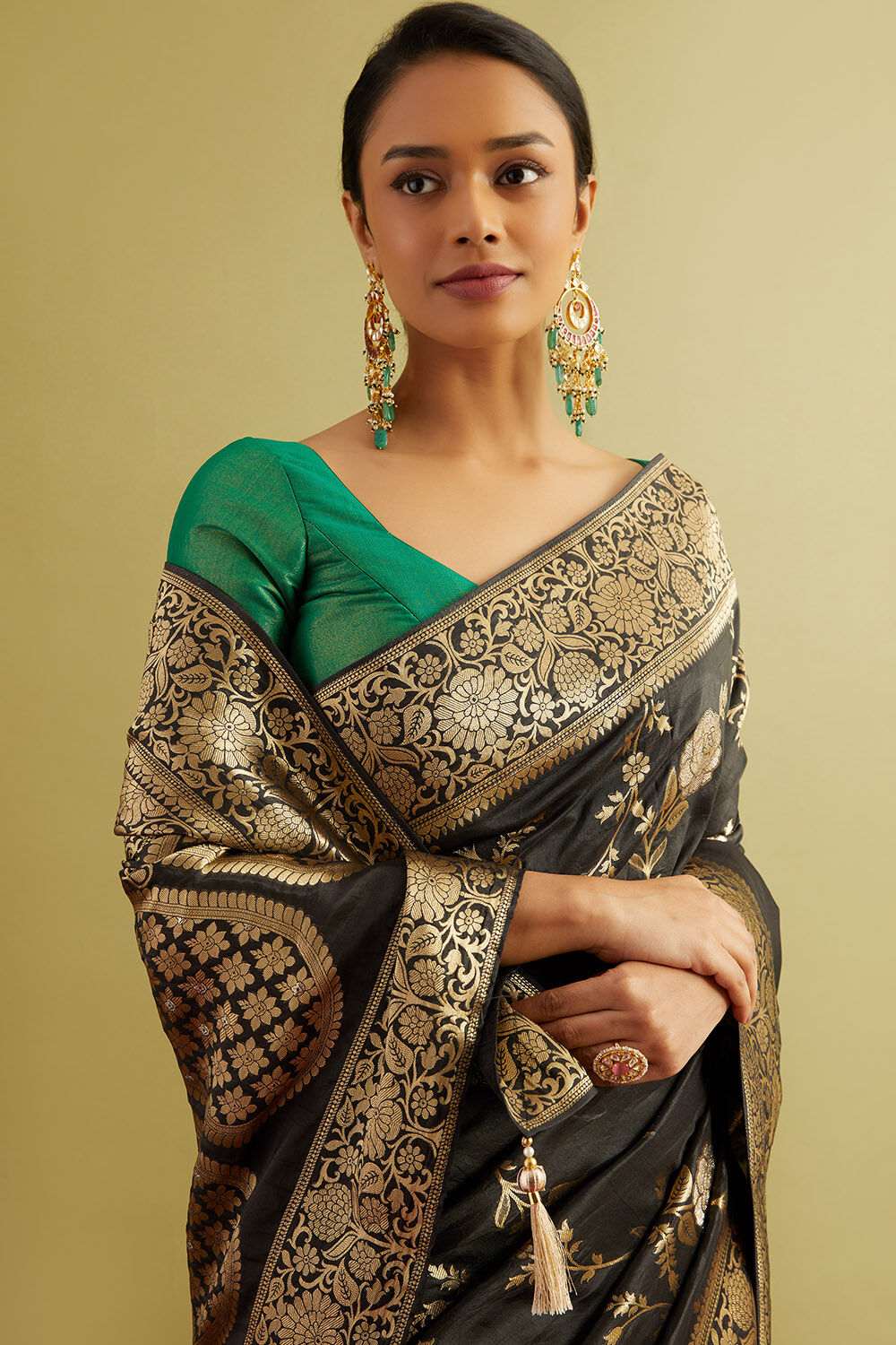 Buy Sarees Online from our Latest Saree Collection for Women | Taneira |  Saree trends, Saree, Saree collection