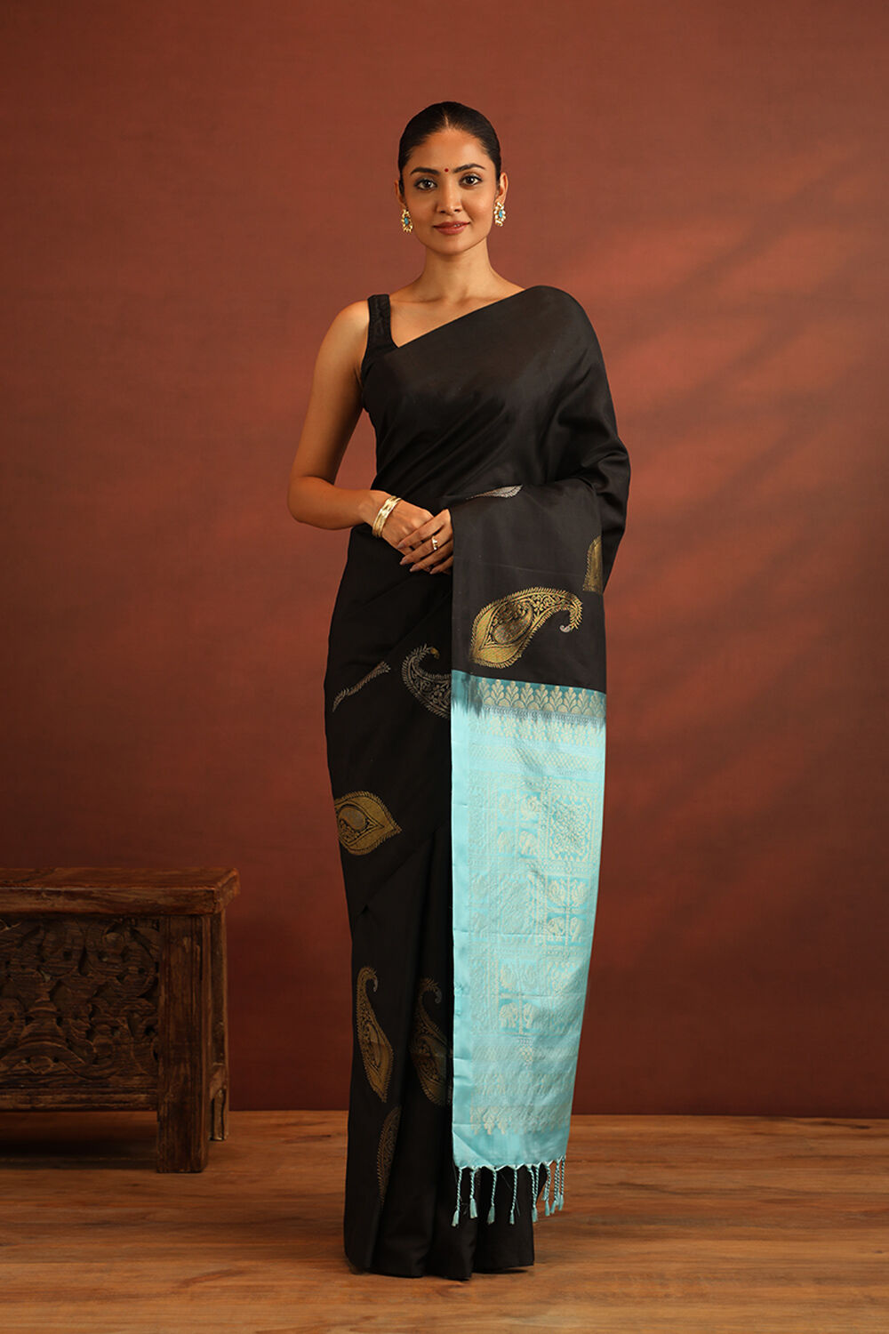 Dark Green Woven Pure Silk Cotton Saree | Taneira Online Store