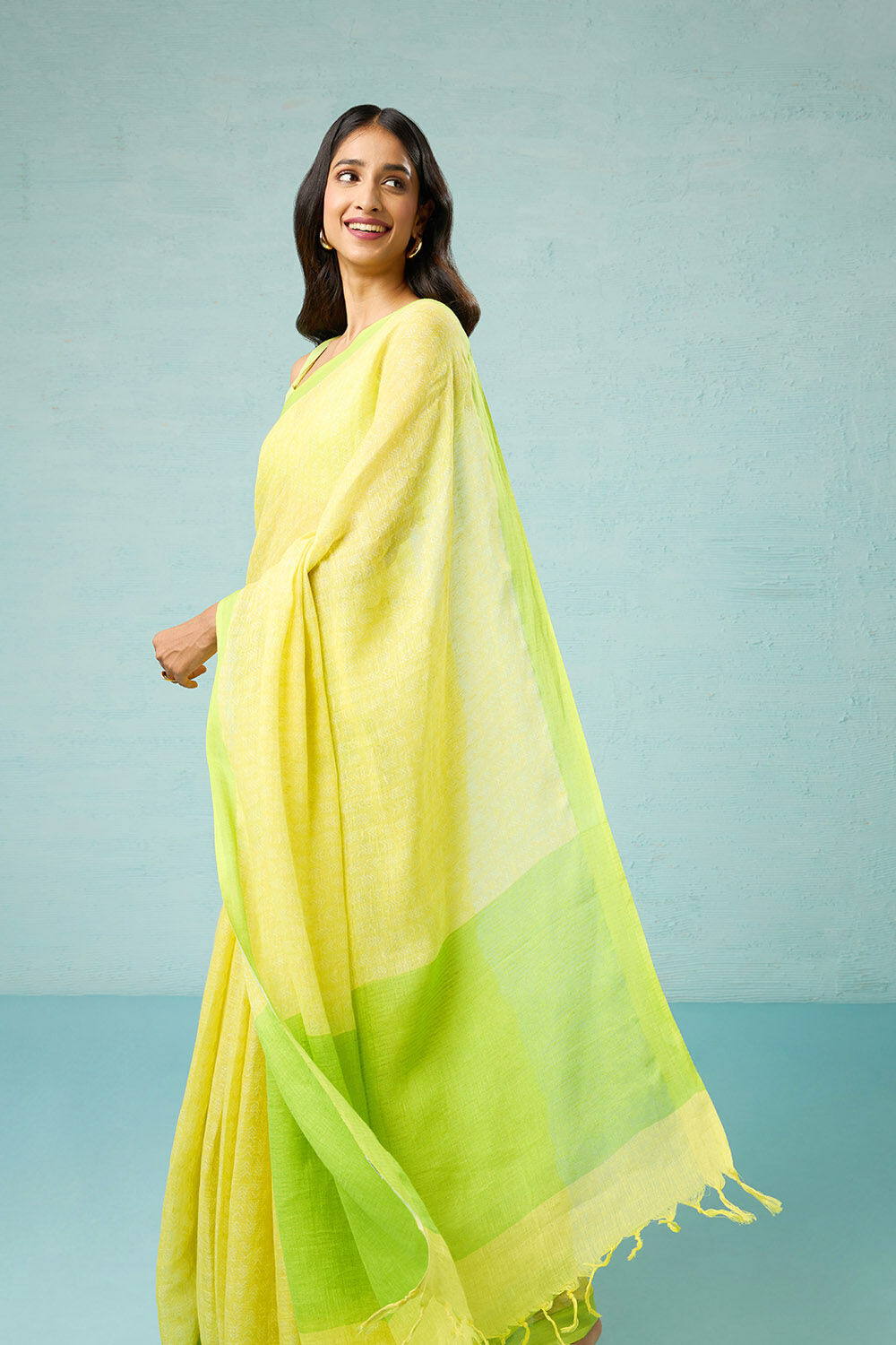 Drishti & Zahabia | Yellow Print Saree With Blouse | INDIASPOPUP.COM