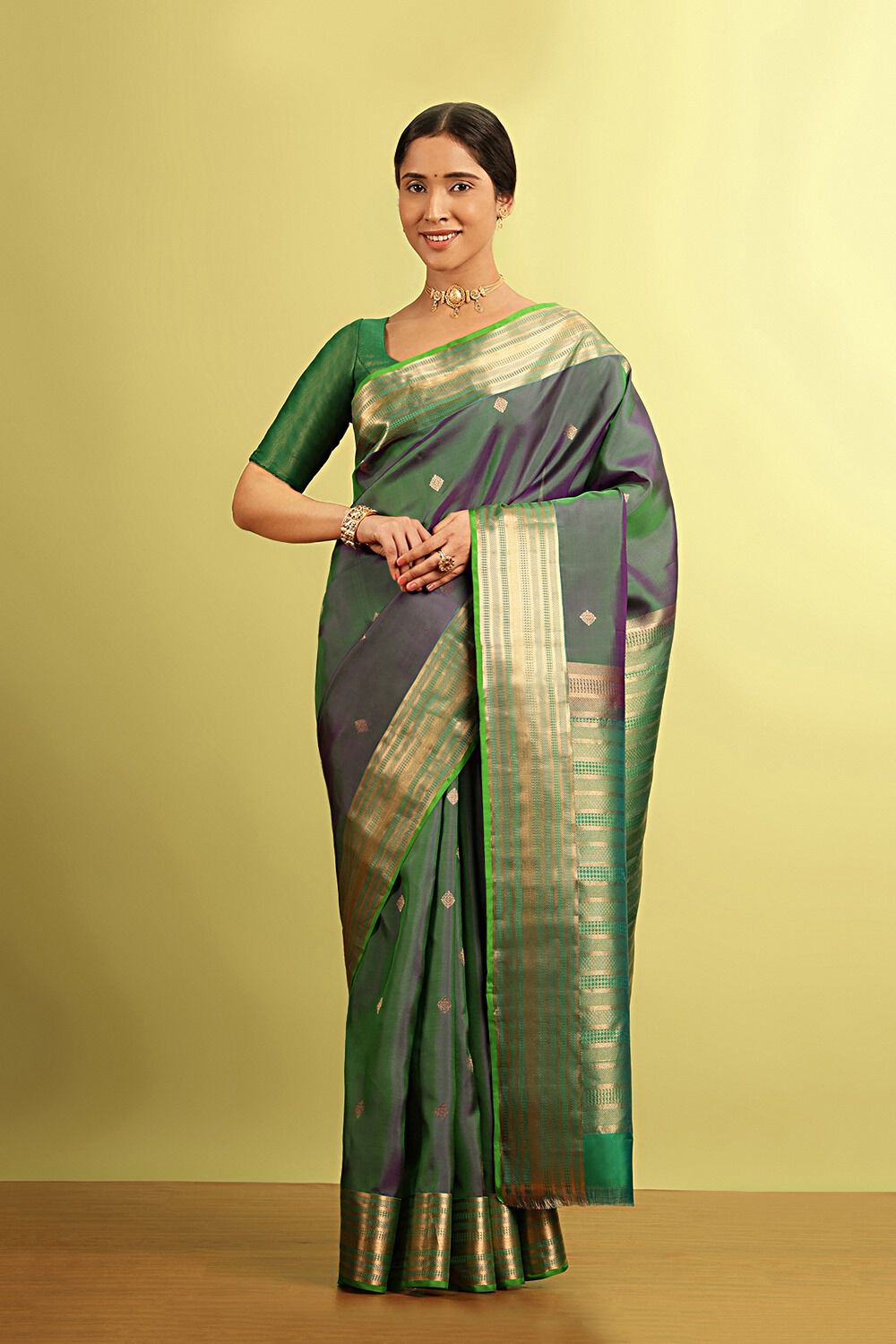 Green Saree - Buy Green Colour Sarees Online – Koskii