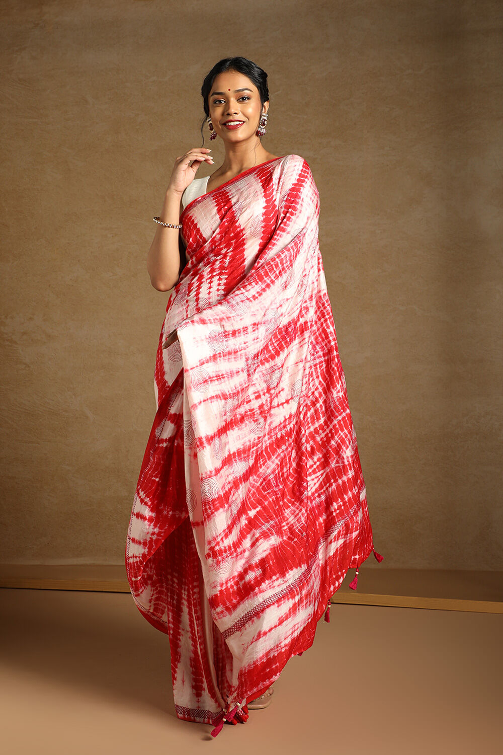 Historically rich Bengali Kantha embroidery arrives in Delhi | Lifestyle  fashion | English Manorama