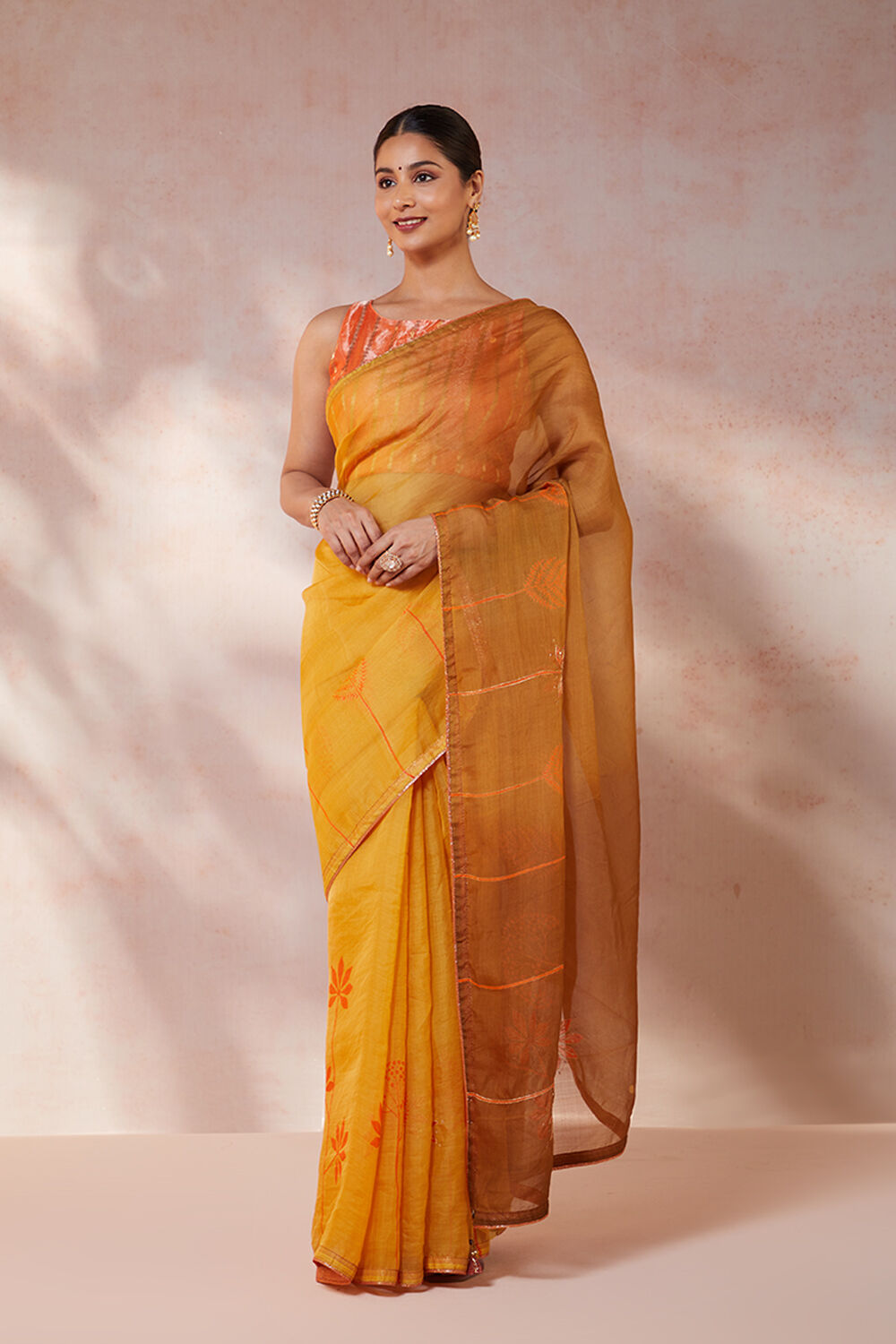 Buy Latest Banarasi Sarees Online in India | Taneira