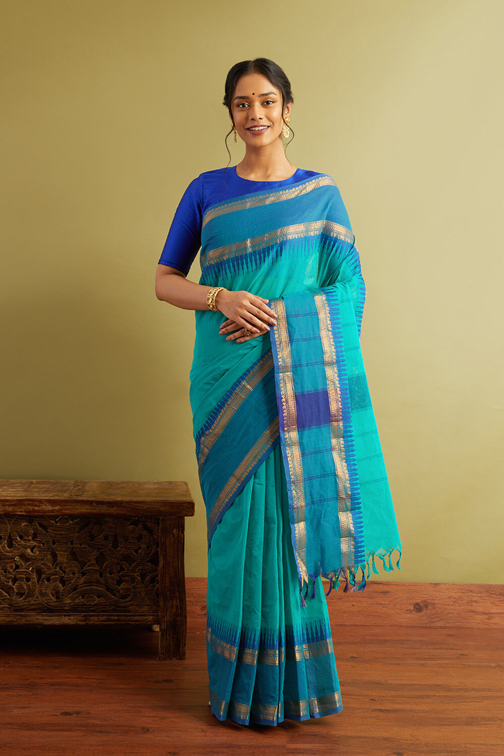 Buy Green Printed South Cotton Saree With Blouse for Women¿s Online @ Tata  CLiQ